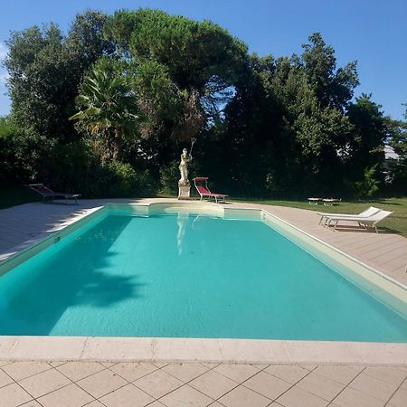 Villa Carrer Порто Виро Екстериор снимка