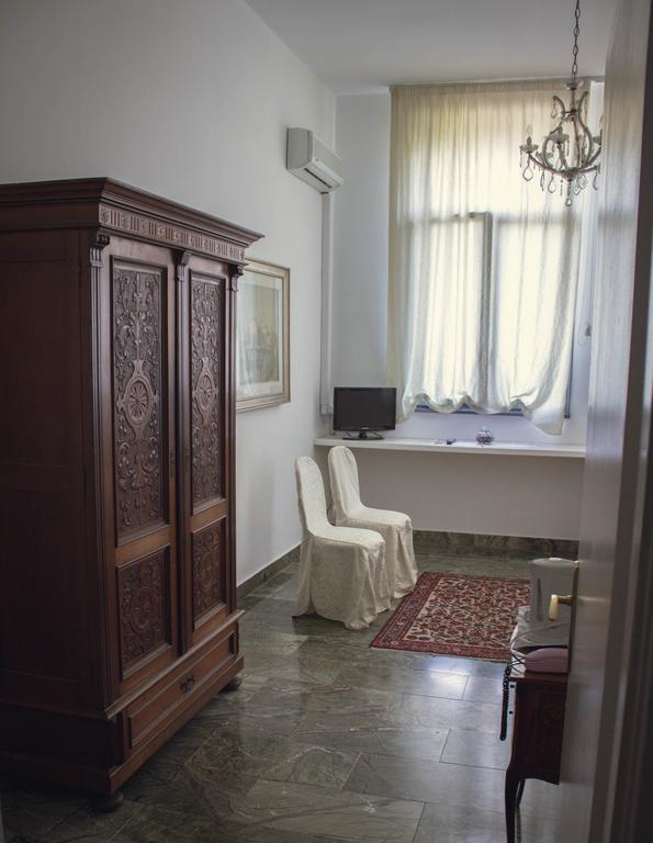 Villa Carrer Порто Виро Стая снимка